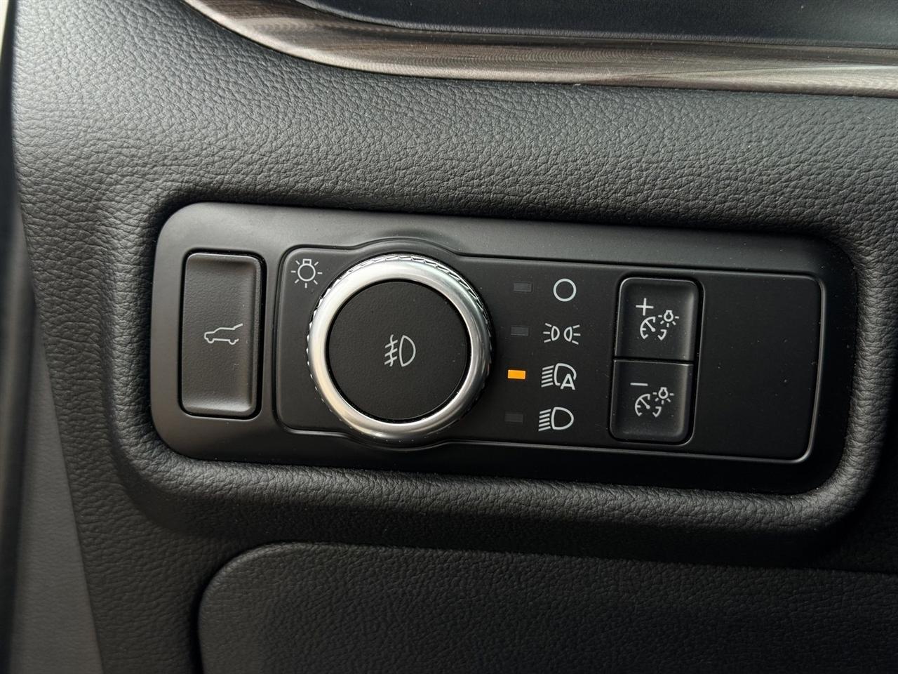 Ford Explorer Limited RWD 2022