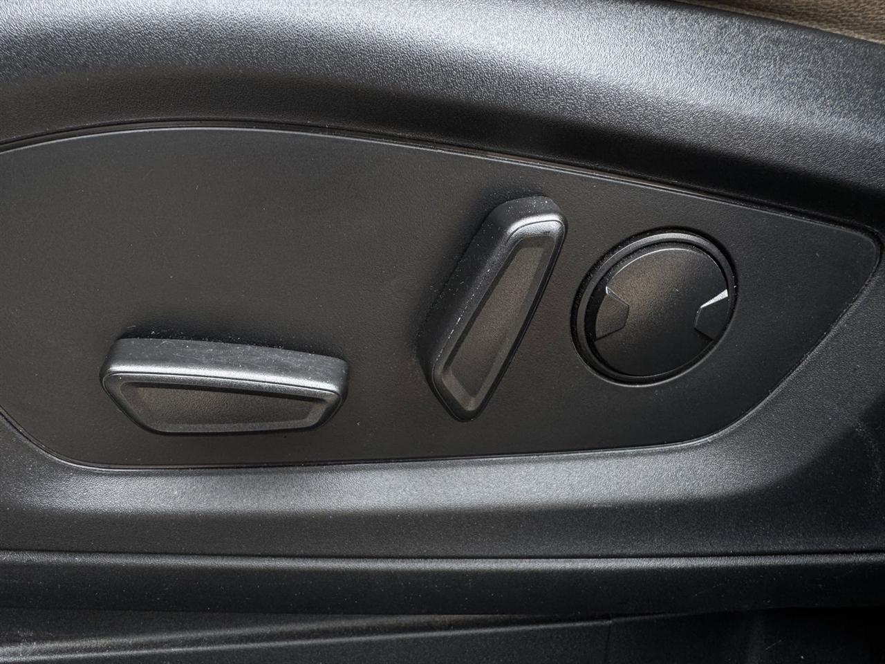 Ford Explorer Limited RWD 2022