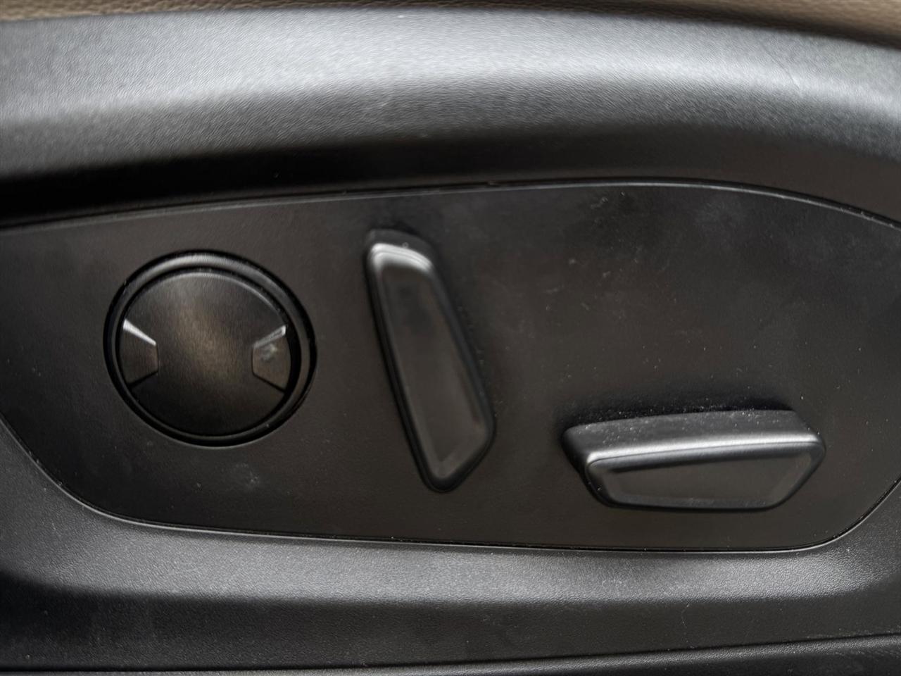 Ford Explorer Limited RWD 2022