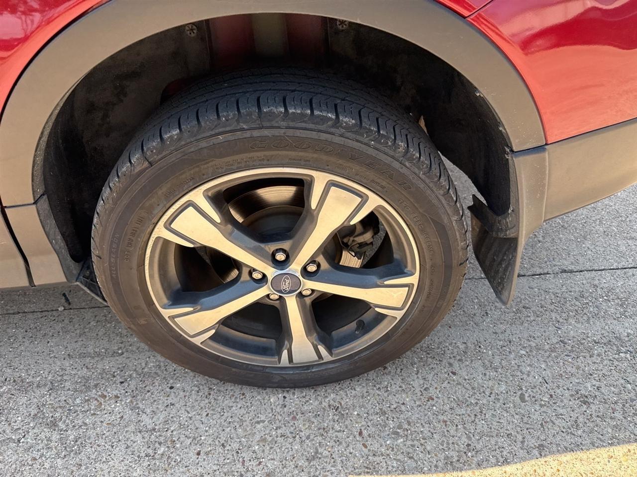 Ford Escape SEL 4WD 2018