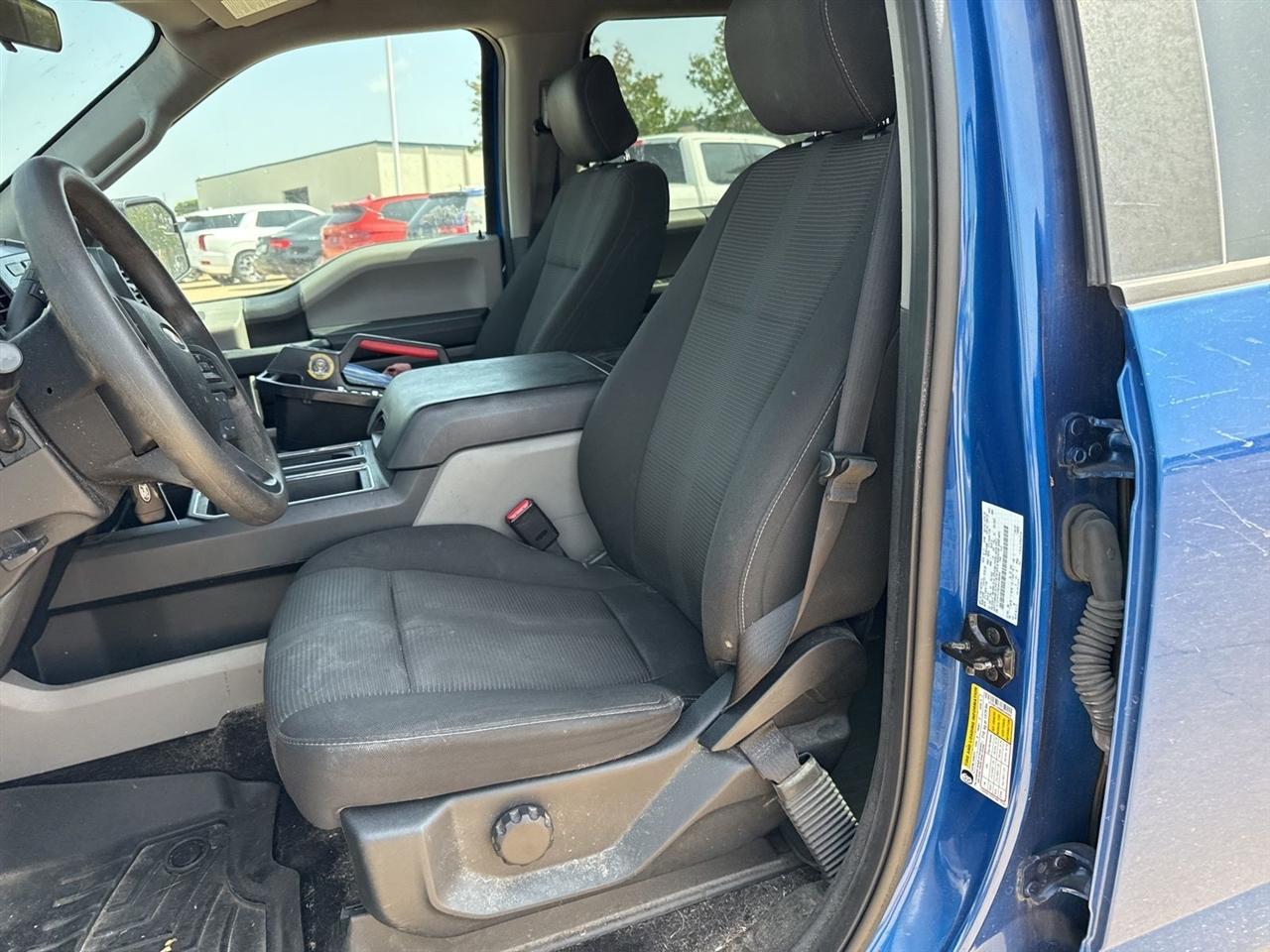 Ford F-150 Lariat 2WD SuperCrew 5.5' Box 2017