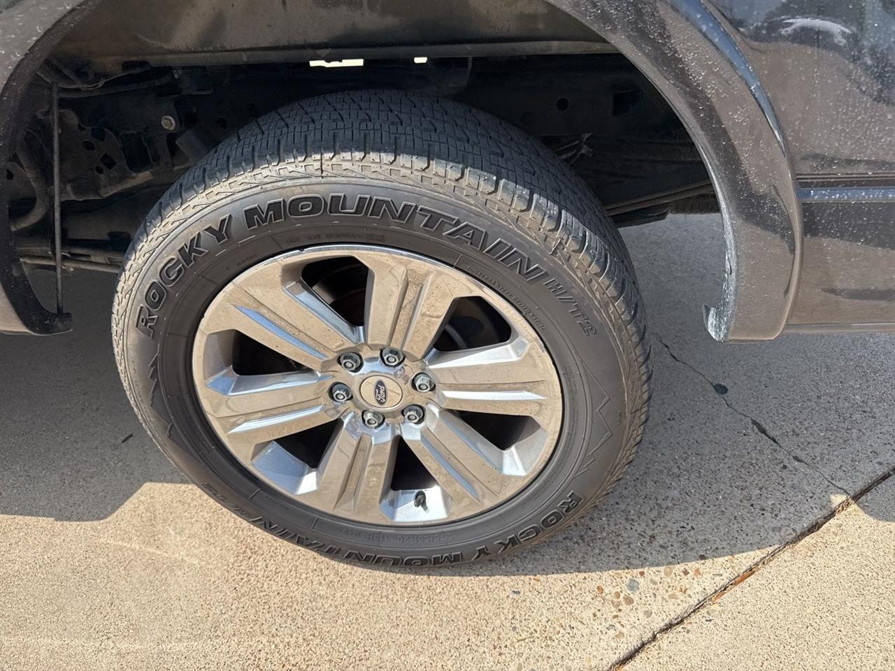 Ford F-150 2WD SuperCrew 145" King Ranch 2014