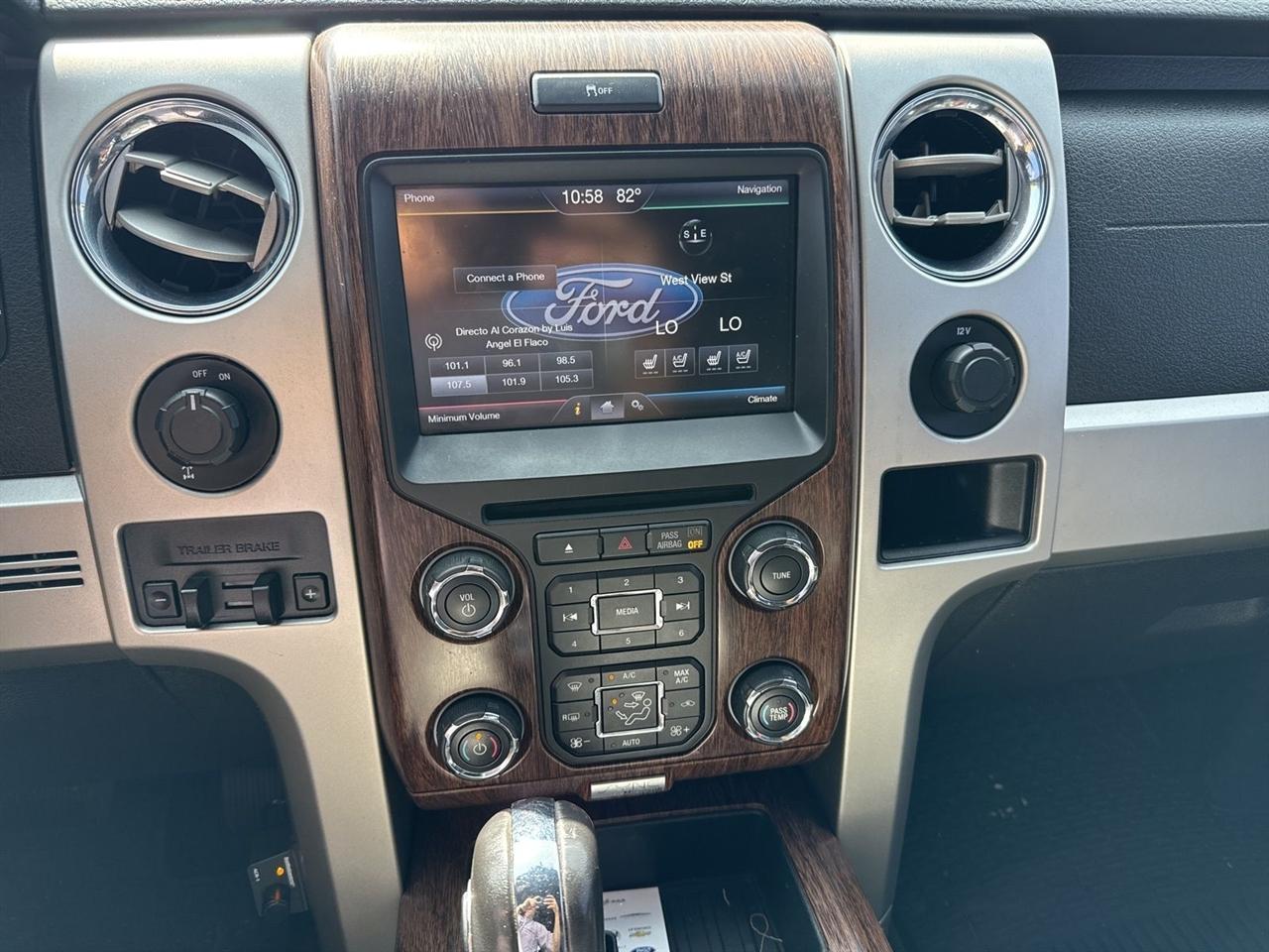 Ford F-150 2WD SuperCrew 145" King Ranch 2014