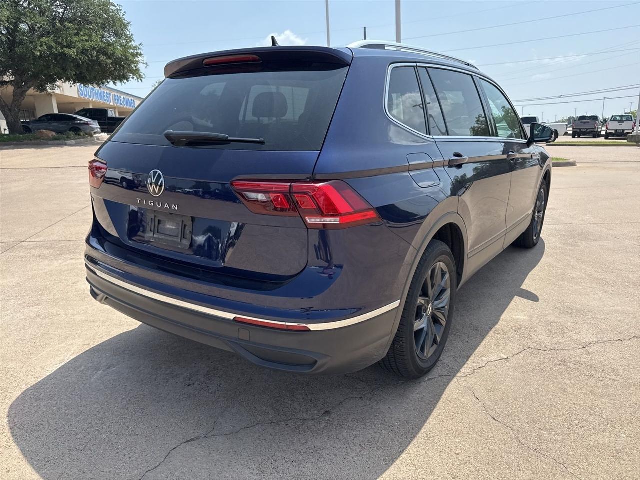 Volkswagen Tiguan 2.0T Wolfsburg Edition FWD 2024