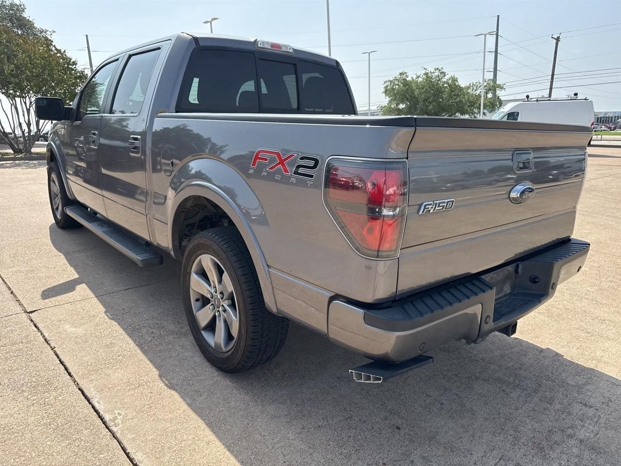 Ford F-150 2WD SuperCrew 145" King Ranch 2014