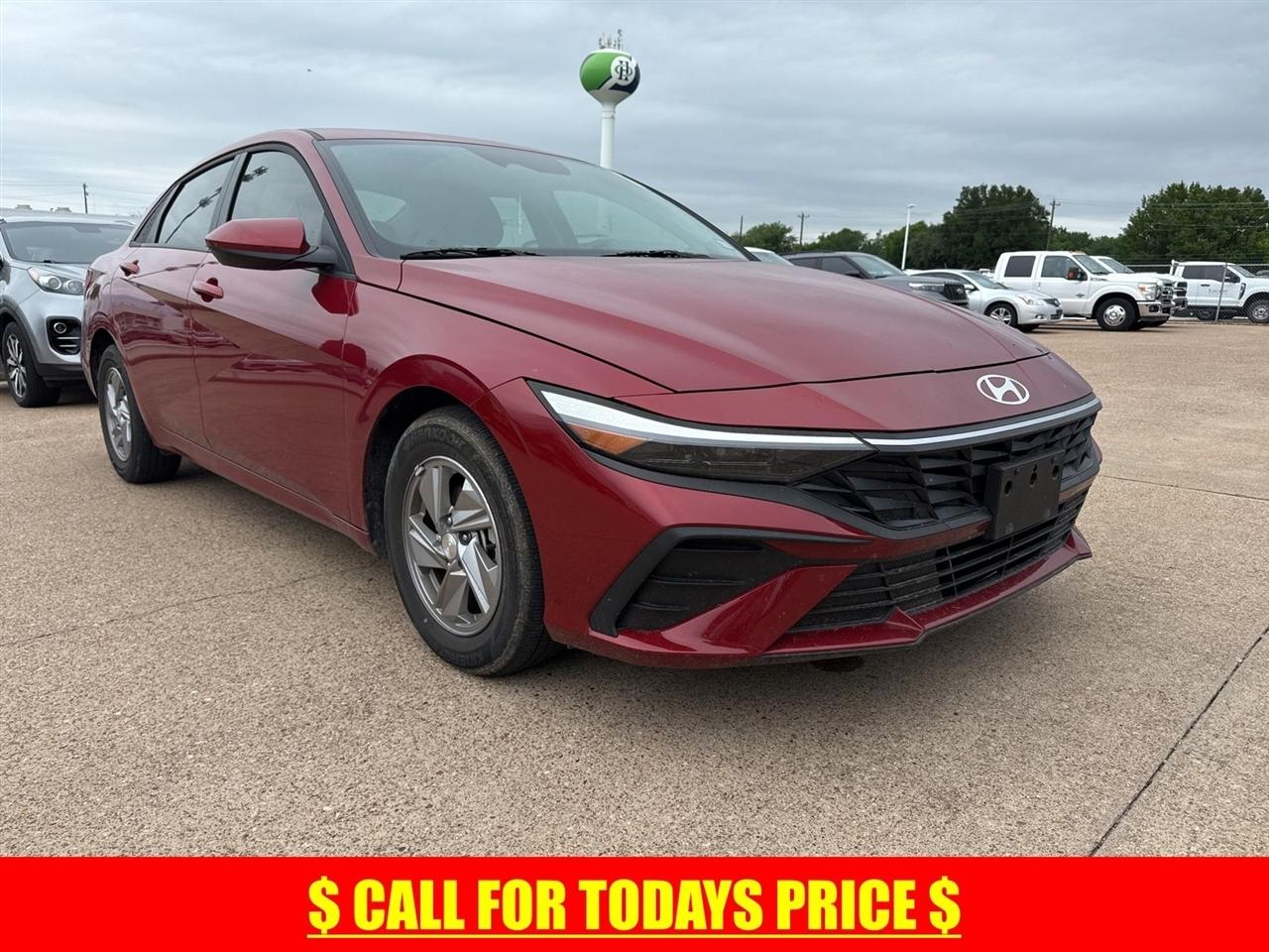 Hyundai Elantra SE IVT 2025