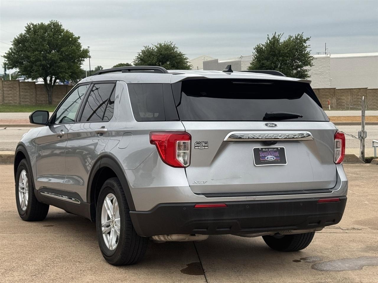 Ford Explorer XLT RWD 2023