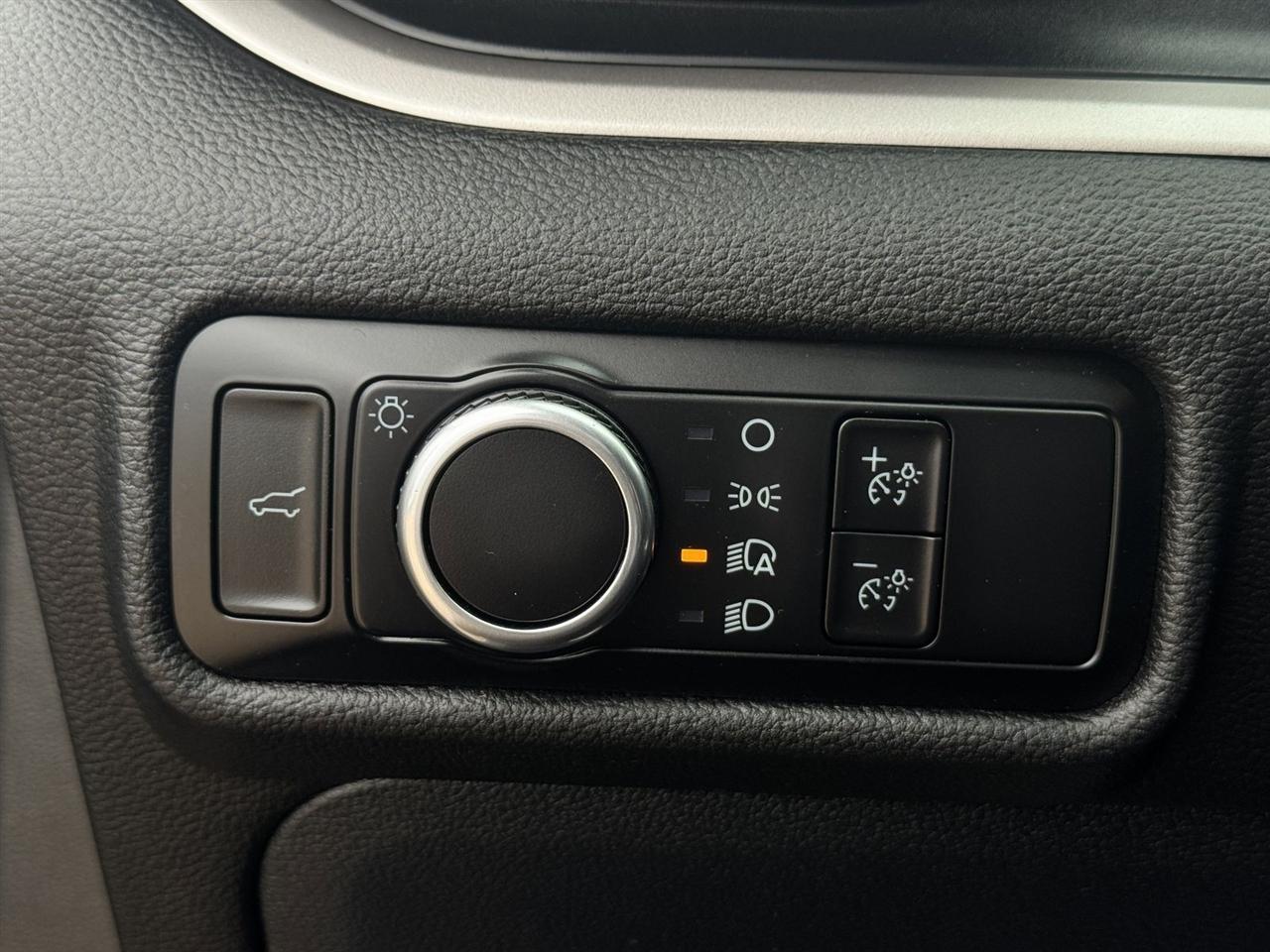 Ford Explorer XLT RWD 2023