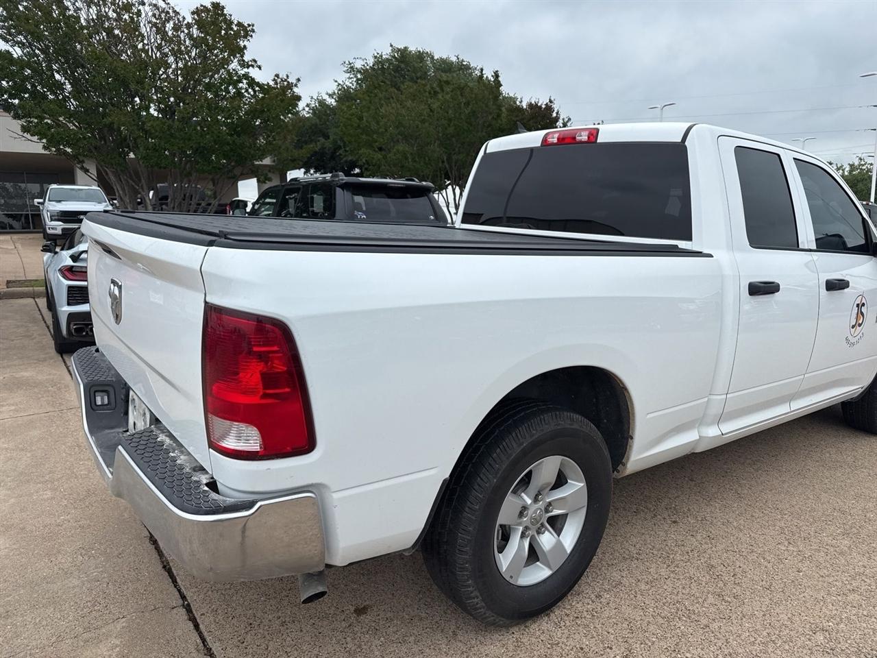 RAM 1500 Classic Tradesman 4x2 Quad Cab 6'4" Box 2024