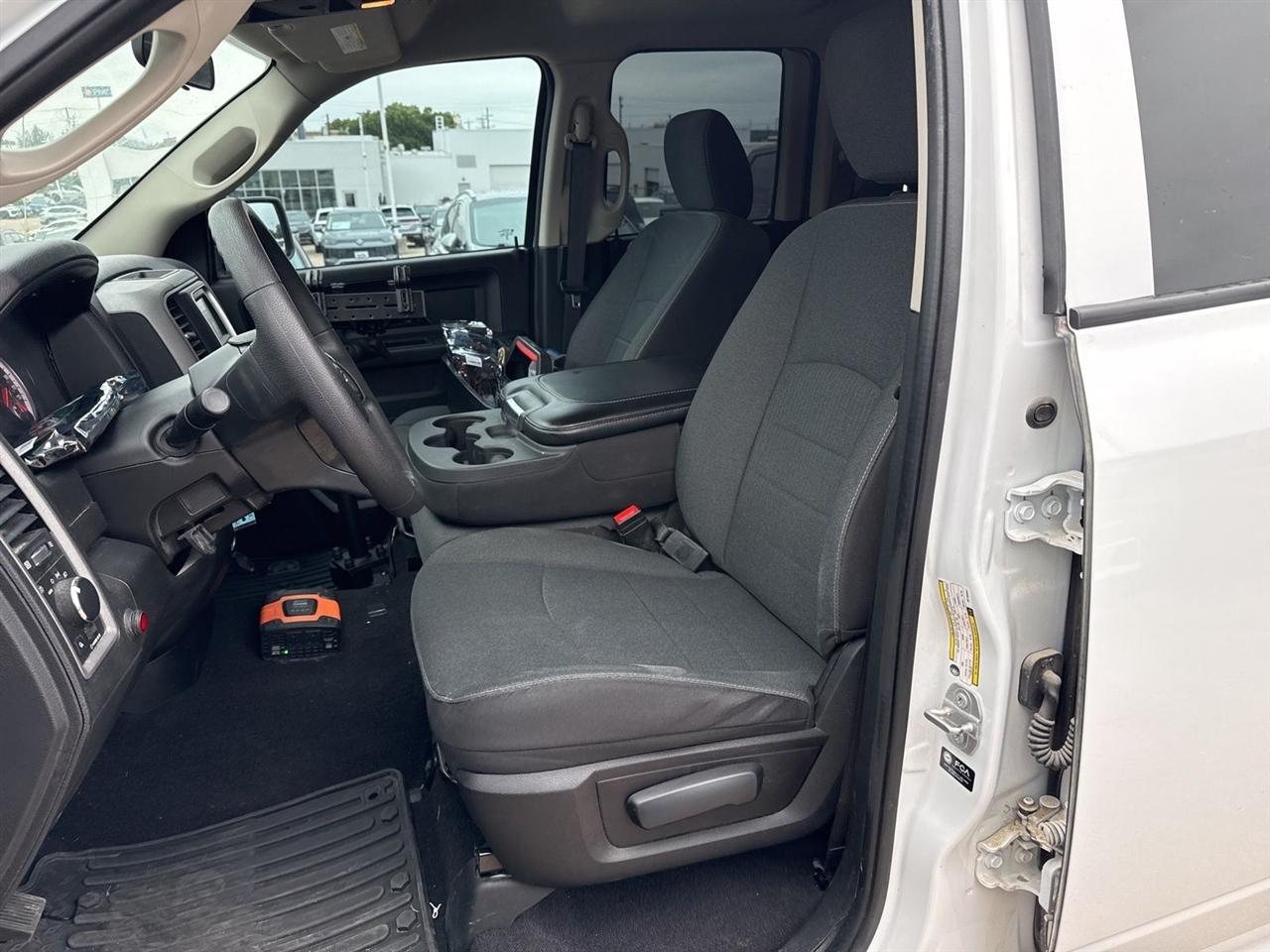 RAM 1500 Classic Tradesman 4x2 Quad Cab 6'4" Box 2024
