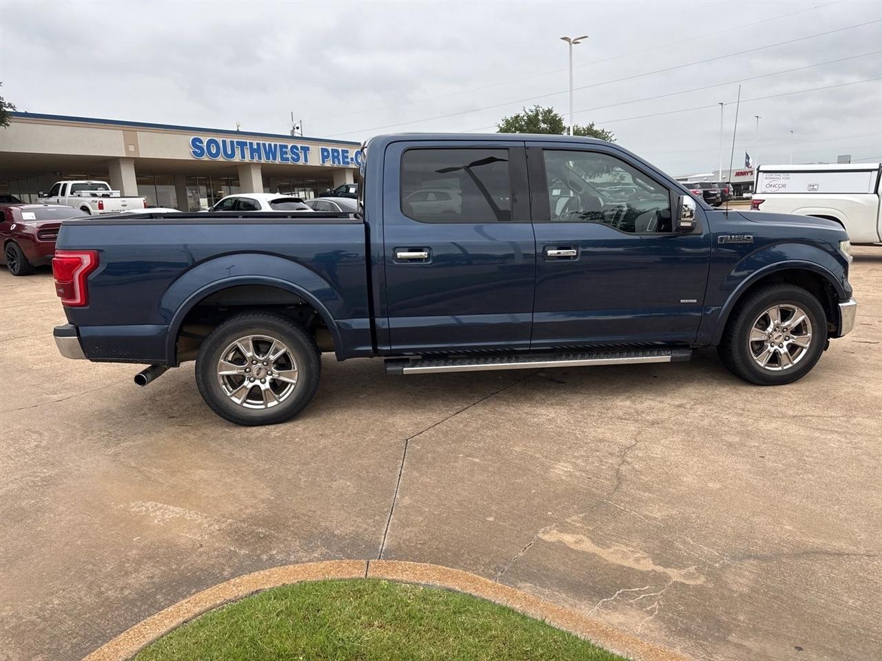 Ford F-150 2WD SuperCrew 157" Lariat 2015