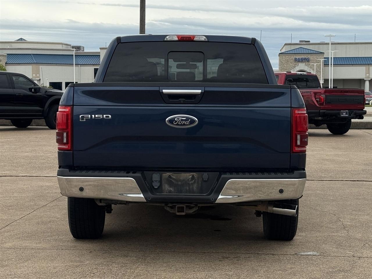 Ford F-150 2WD SuperCrew 157" Lariat 2015