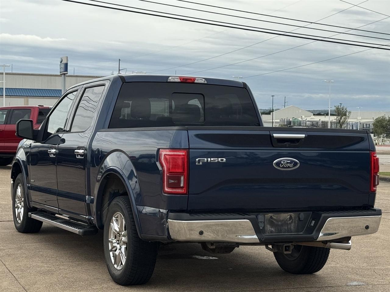 Ford F-150 2WD SuperCrew 157" Lariat 2015