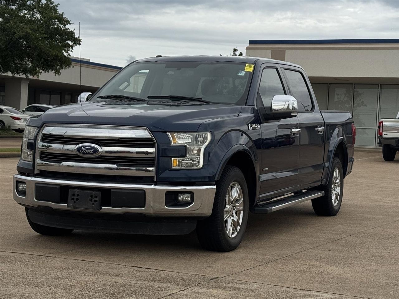 Ford F-150 2WD SuperCrew 157" Lariat 2015