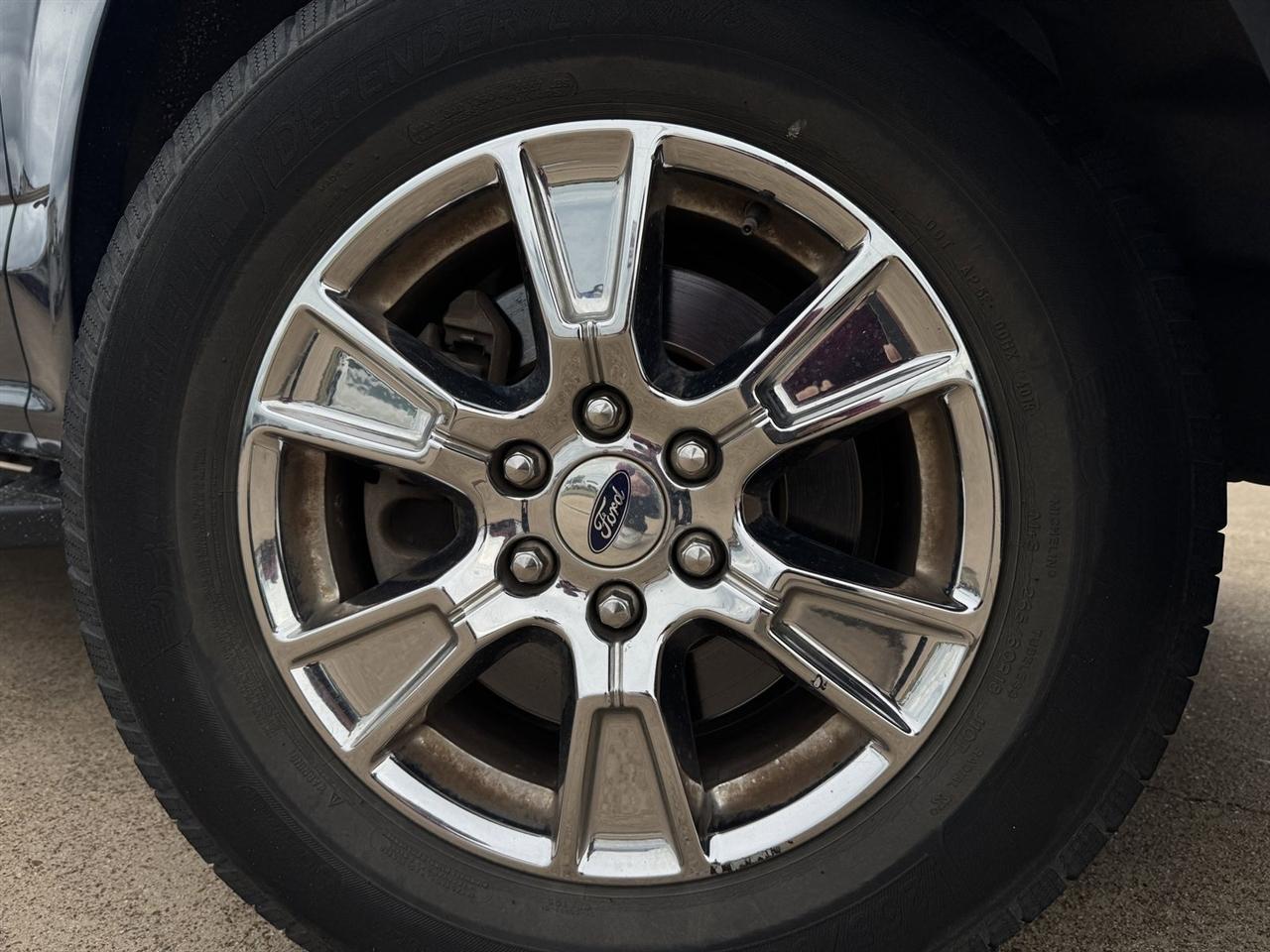 Ford F-150 2WD SuperCrew 157" Lariat 2015
