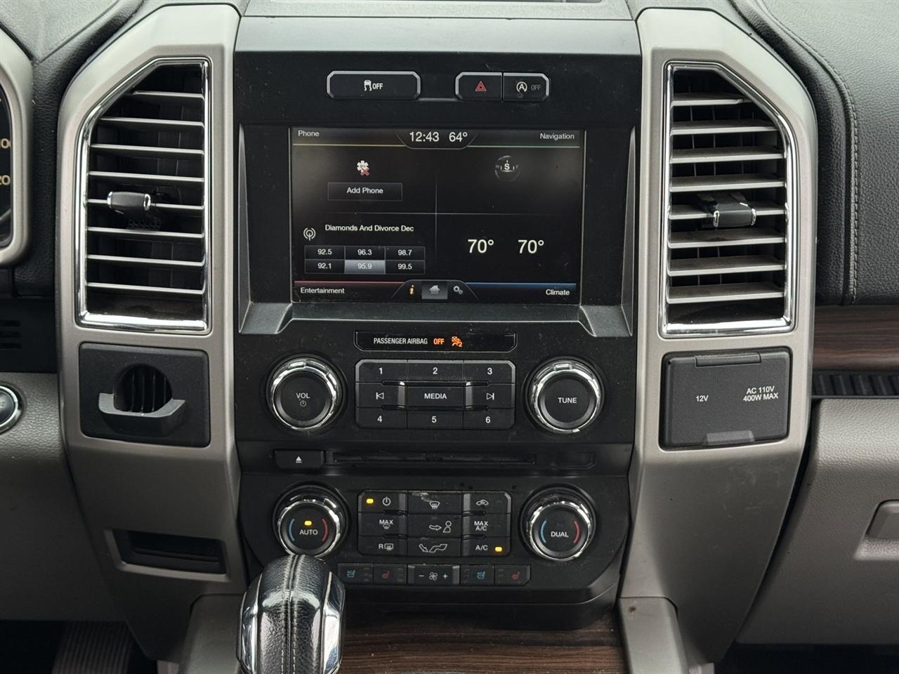 Ford F-150 2WD SuperCrew 157" Lariat 2015