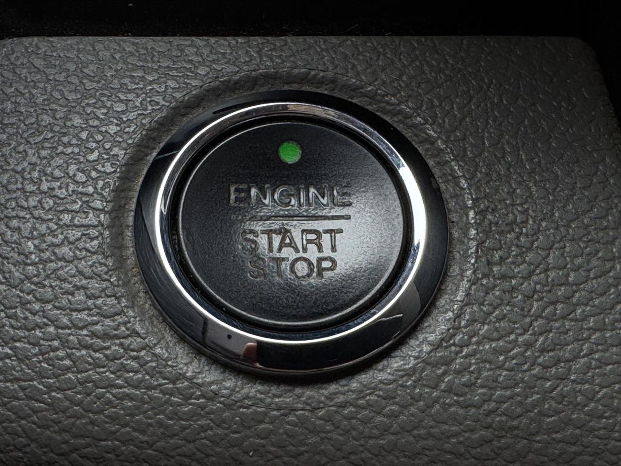 Ford F-150 2WD SuperCrew 157" Lariat 2015