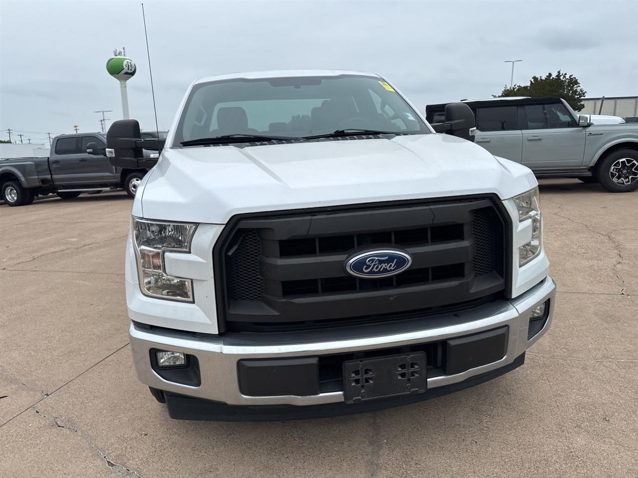 Ford F-150 Lariat 2WD SuperCab 8' Box 2017