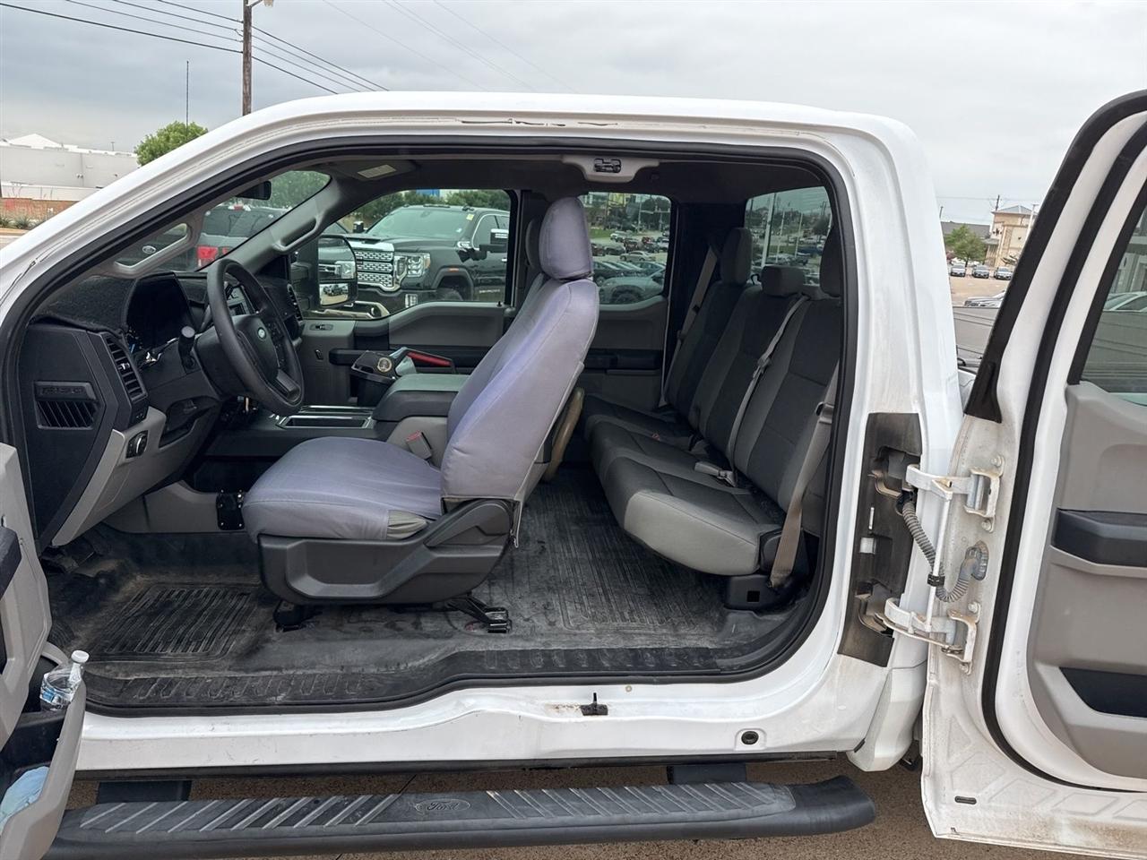 Ford F-150 Lariat 2WD SuperCab 8' Box 2017