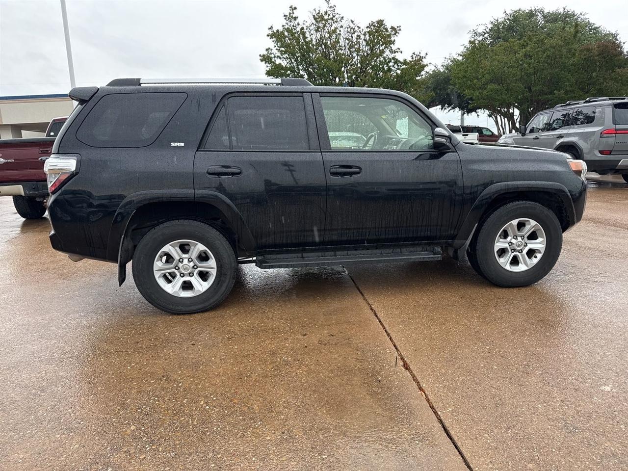 Toyota 4Runner Limited Nightshade 2WD (Natl) 2019