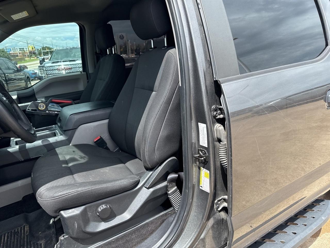 Ford F-150 Lariat 2WD SuperCrew 5.5' Box 2018