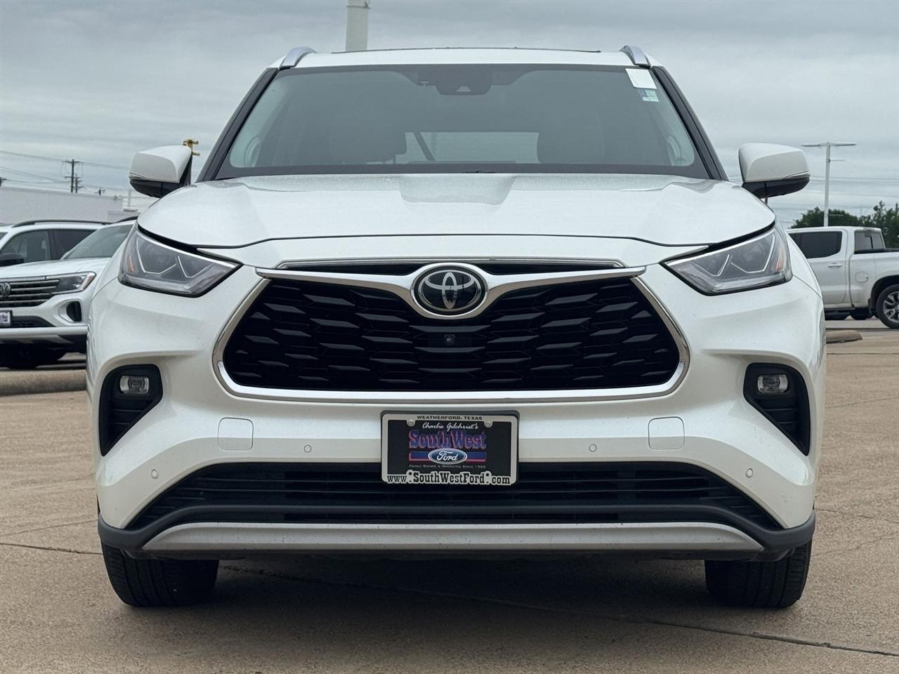 Toyota Highlander Platinum AWD (Natl) 2021