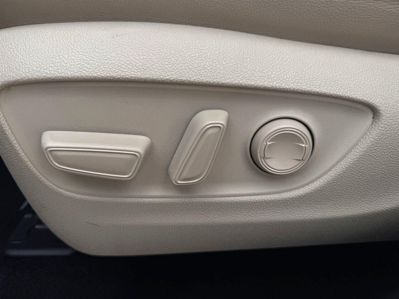 Toyota Highlander Platinum AWD (Natl) 2021