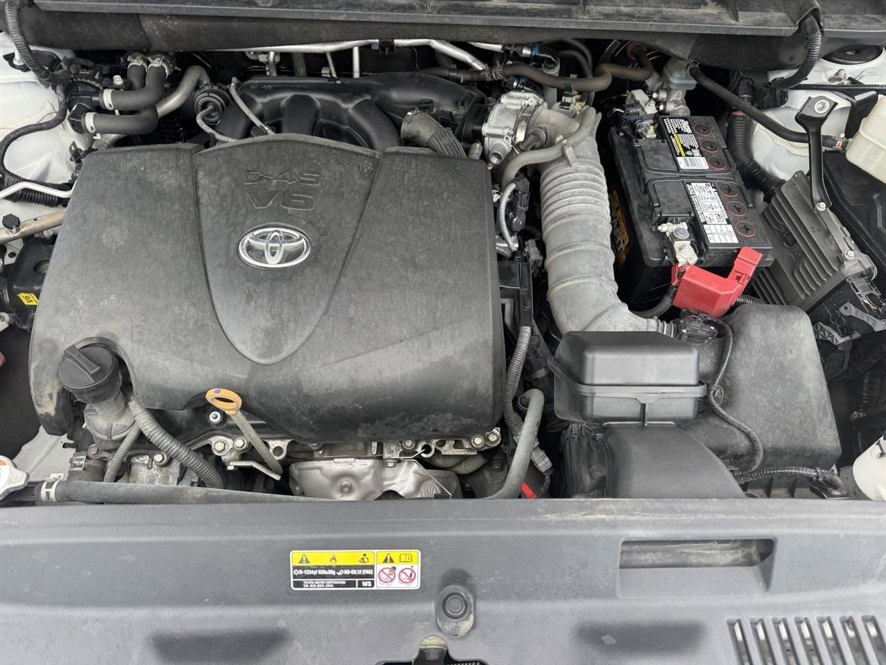 Toyota Highlander Platinum AWD (Natl) 2021