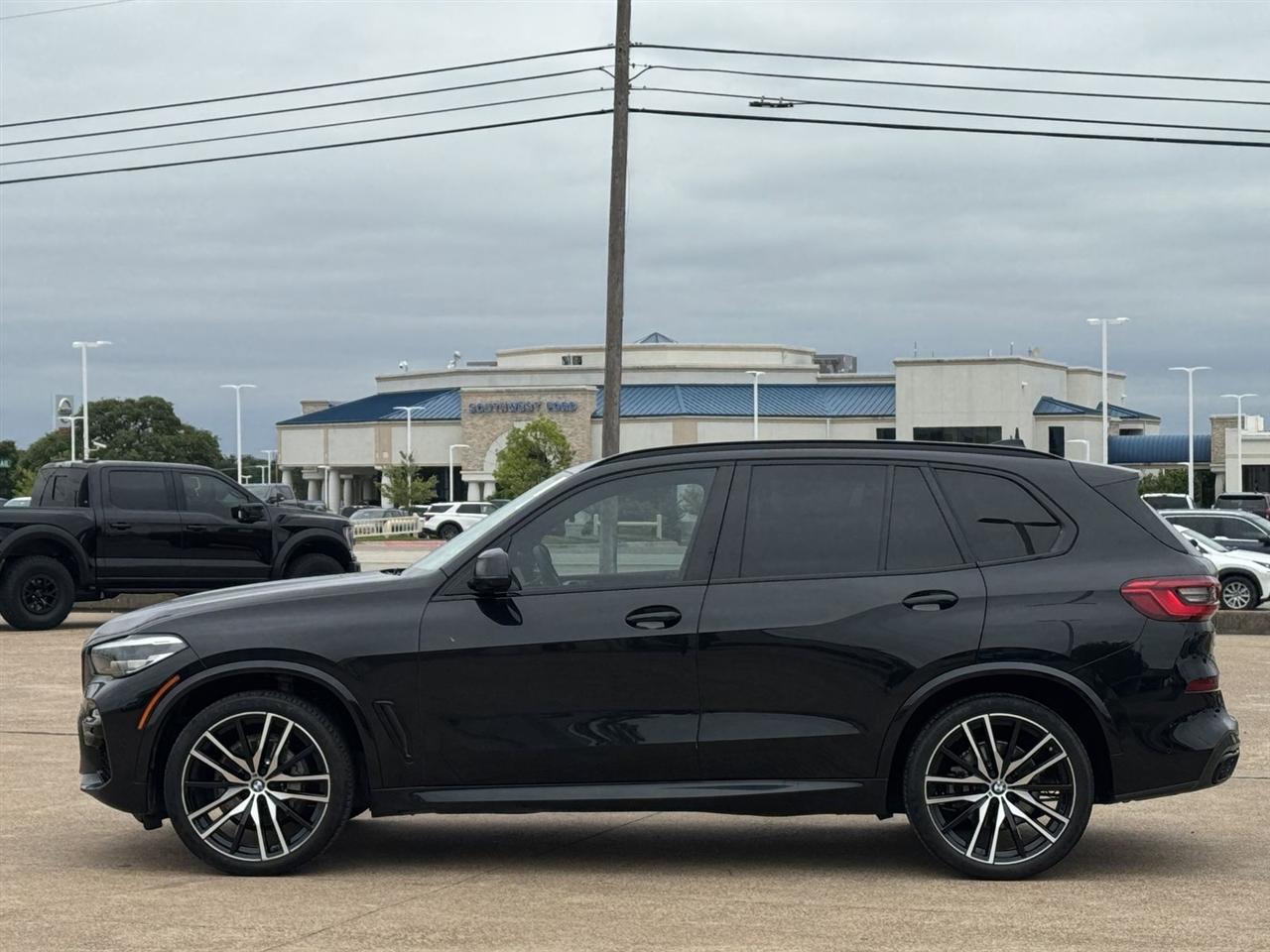 BMW X5 xDrive40i Sports Activity Vehicle 2020