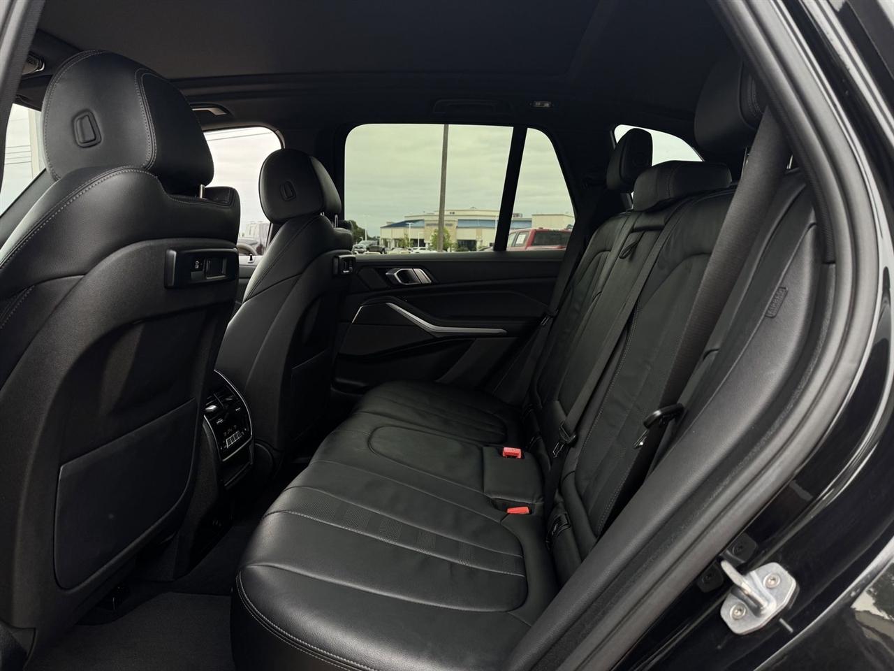 BMW X5 xDrive40i Sports Activity Vehicle 2020