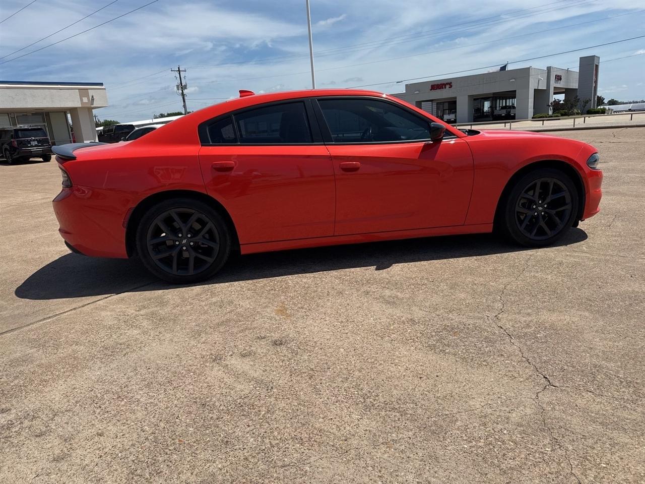Dodge Charger SXT RWD 2021