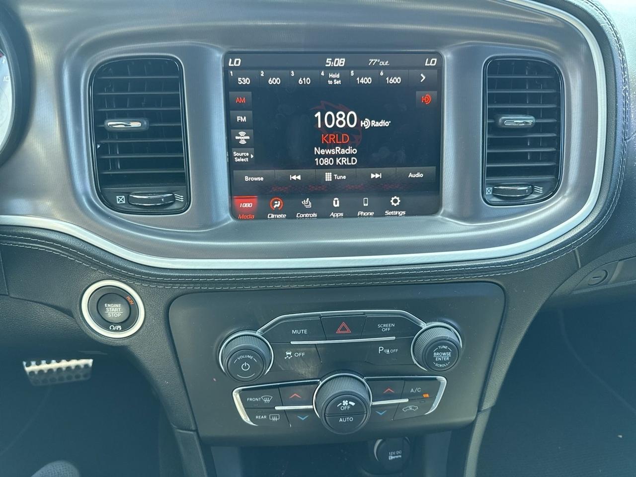 Dodge Charger SXT RWD 2021