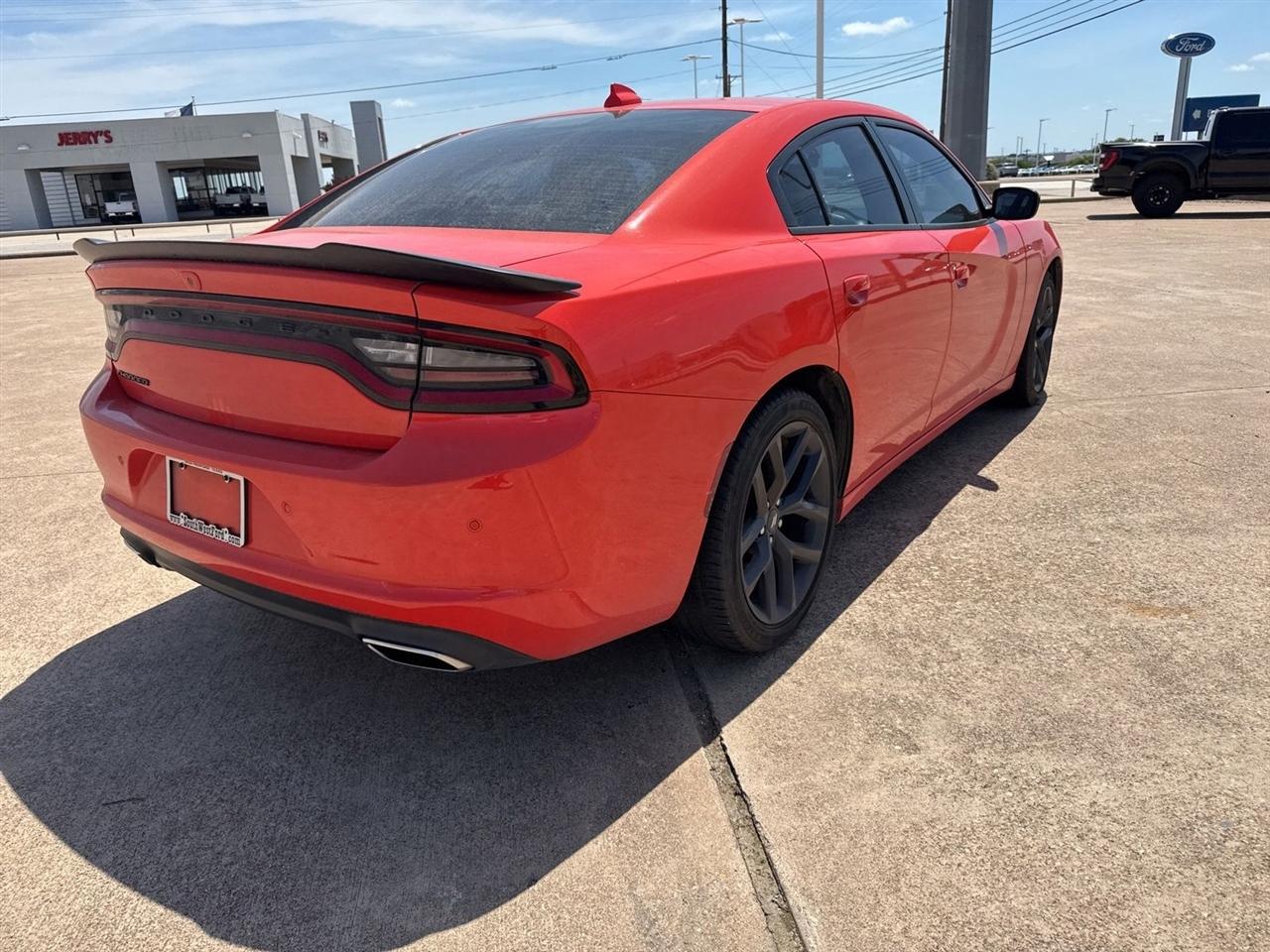 Dodge Charger SXT RWD 2021