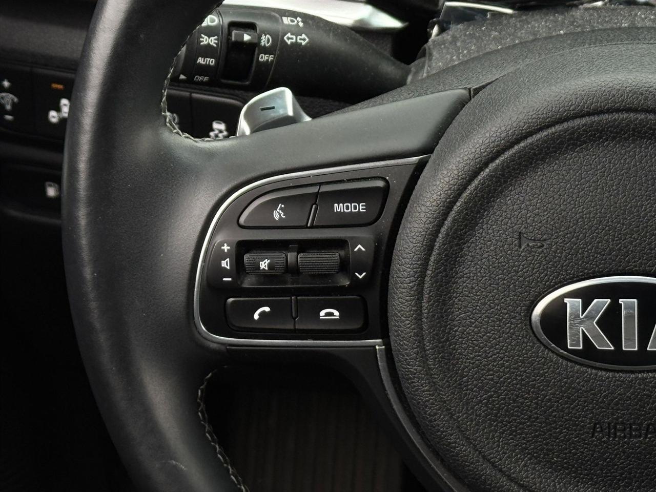 Kia Niro EX Premium FWD 2021