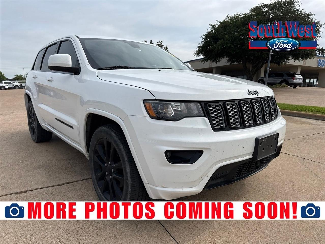 2018 Jeep Grand Cherokee Altitude 4x2 *Ltd Avail*