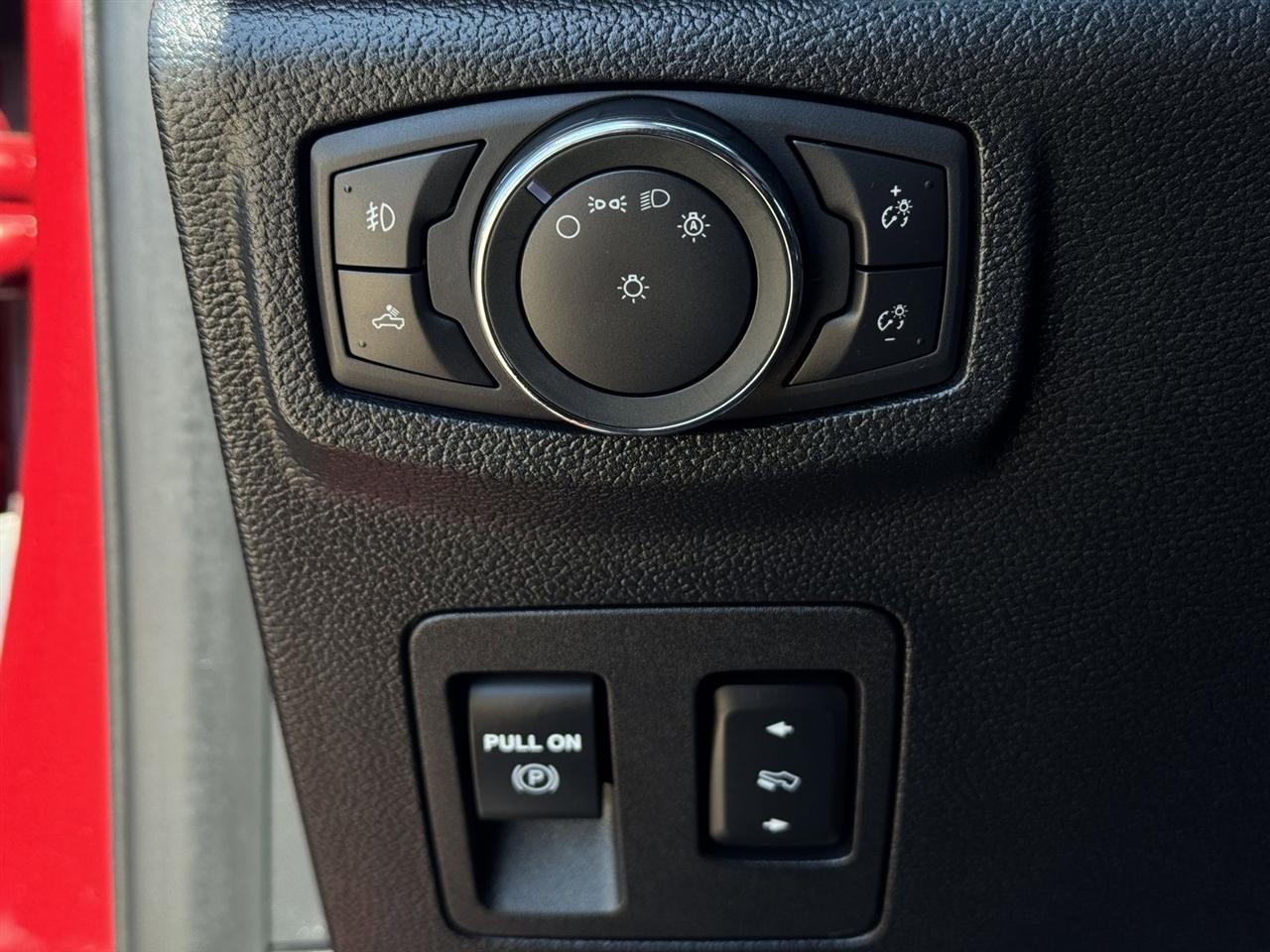 Ford F-150 Lariat 2WD SuperCrew 5.5' Box 2019