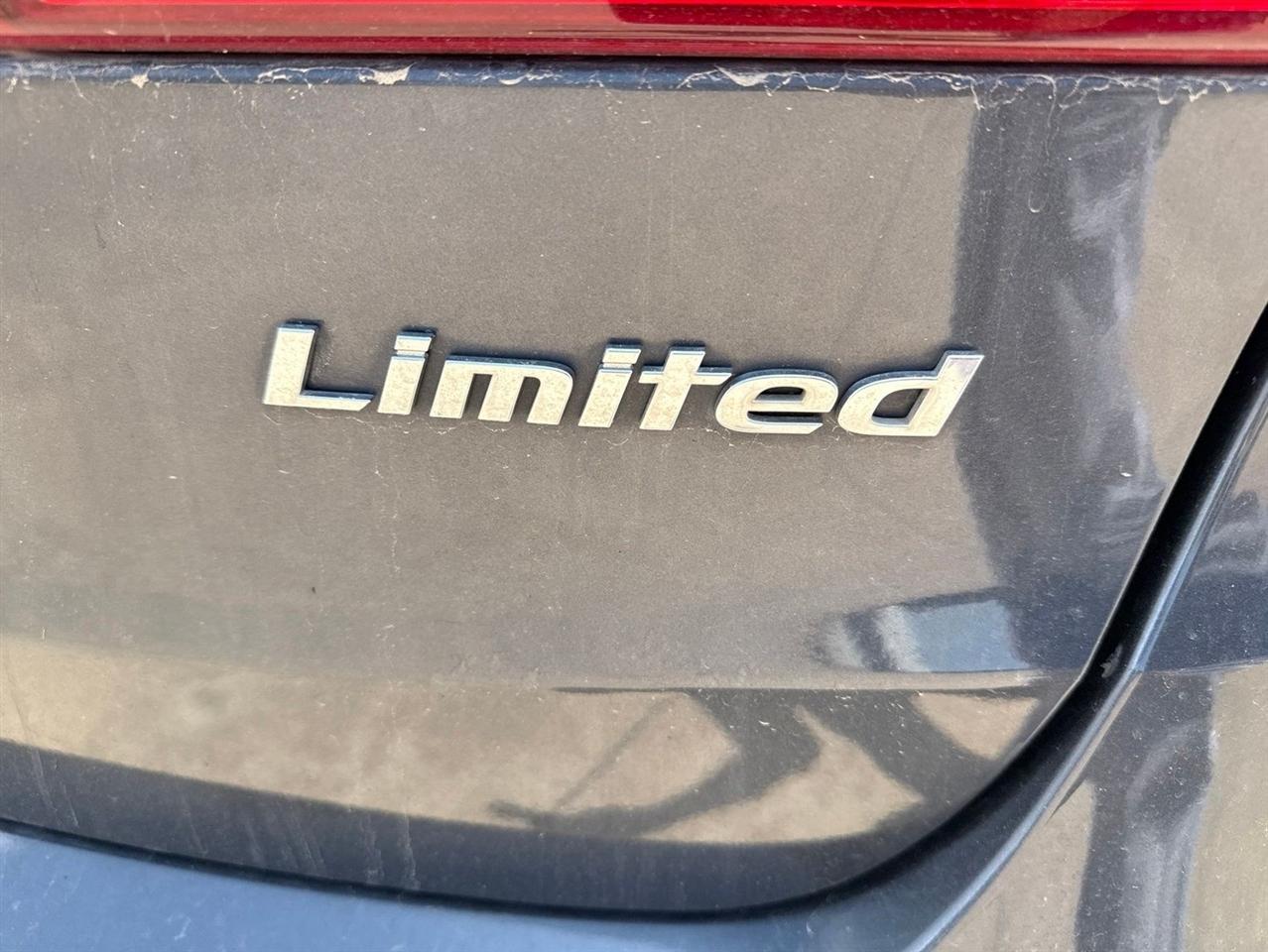 Hyundai Santa Fe FWD 4dr Limited 2015