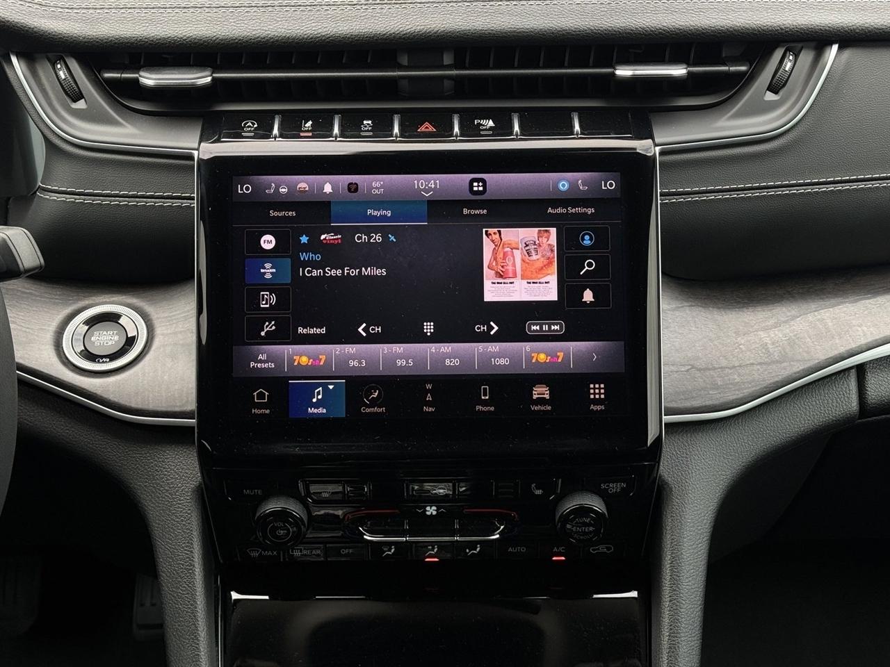 Jeep Grand Cherokee Limited 4x4 2023