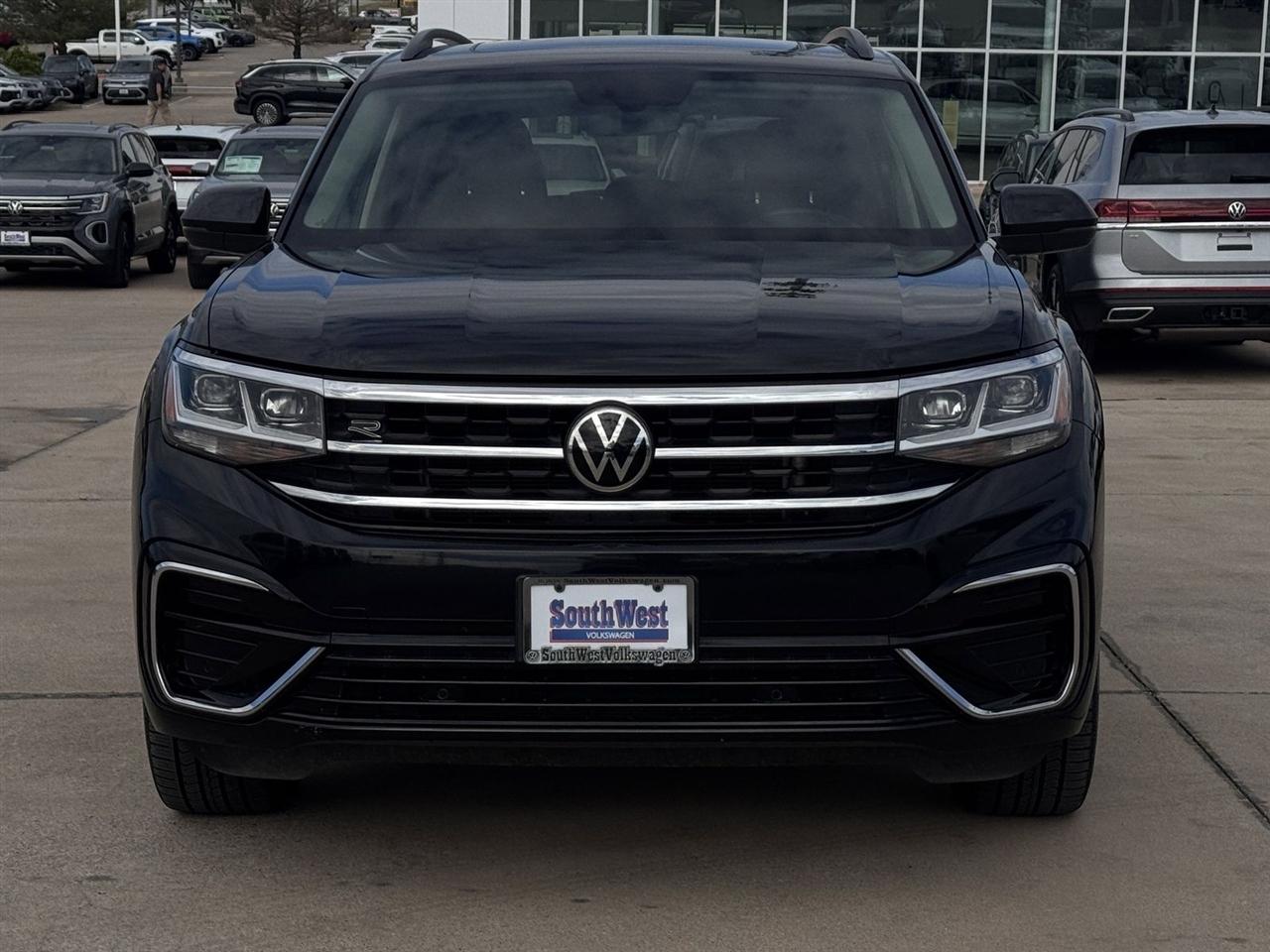 Volkswagen Atlas 2021.5 3.6L V6 SE w/Technology R-Line 4MOTION 2021