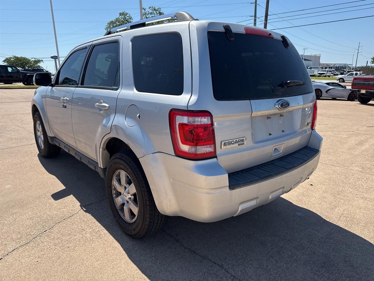 Ford Escape FWD 4dr Limited 2011
