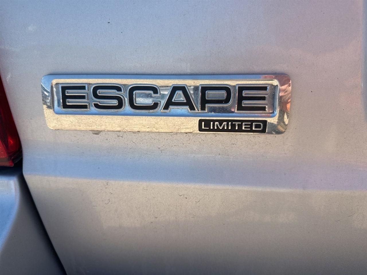 Ford Escape FWD 4dr Limited 2011