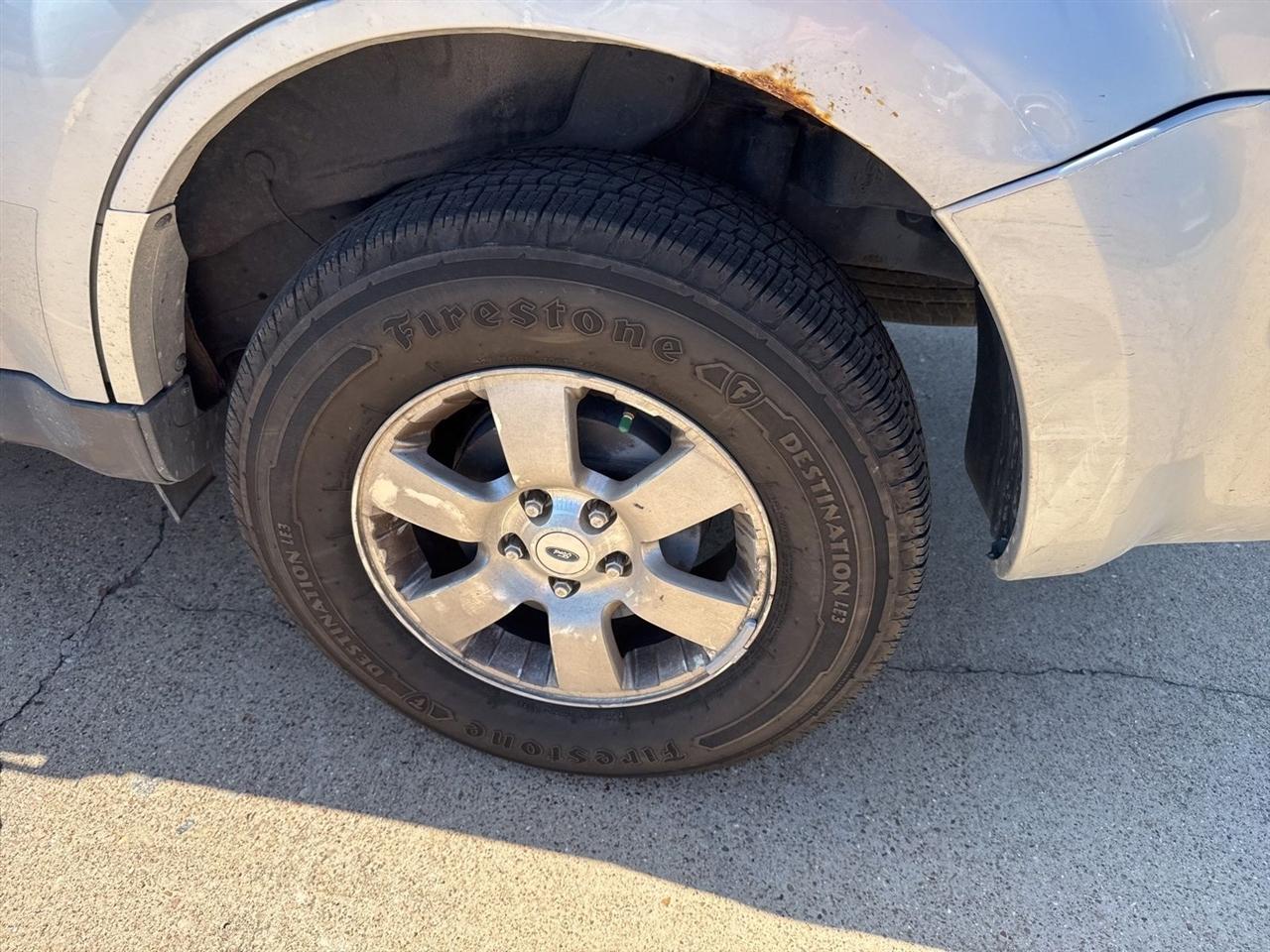 Ford Escape FWD 4dr Limited 2011