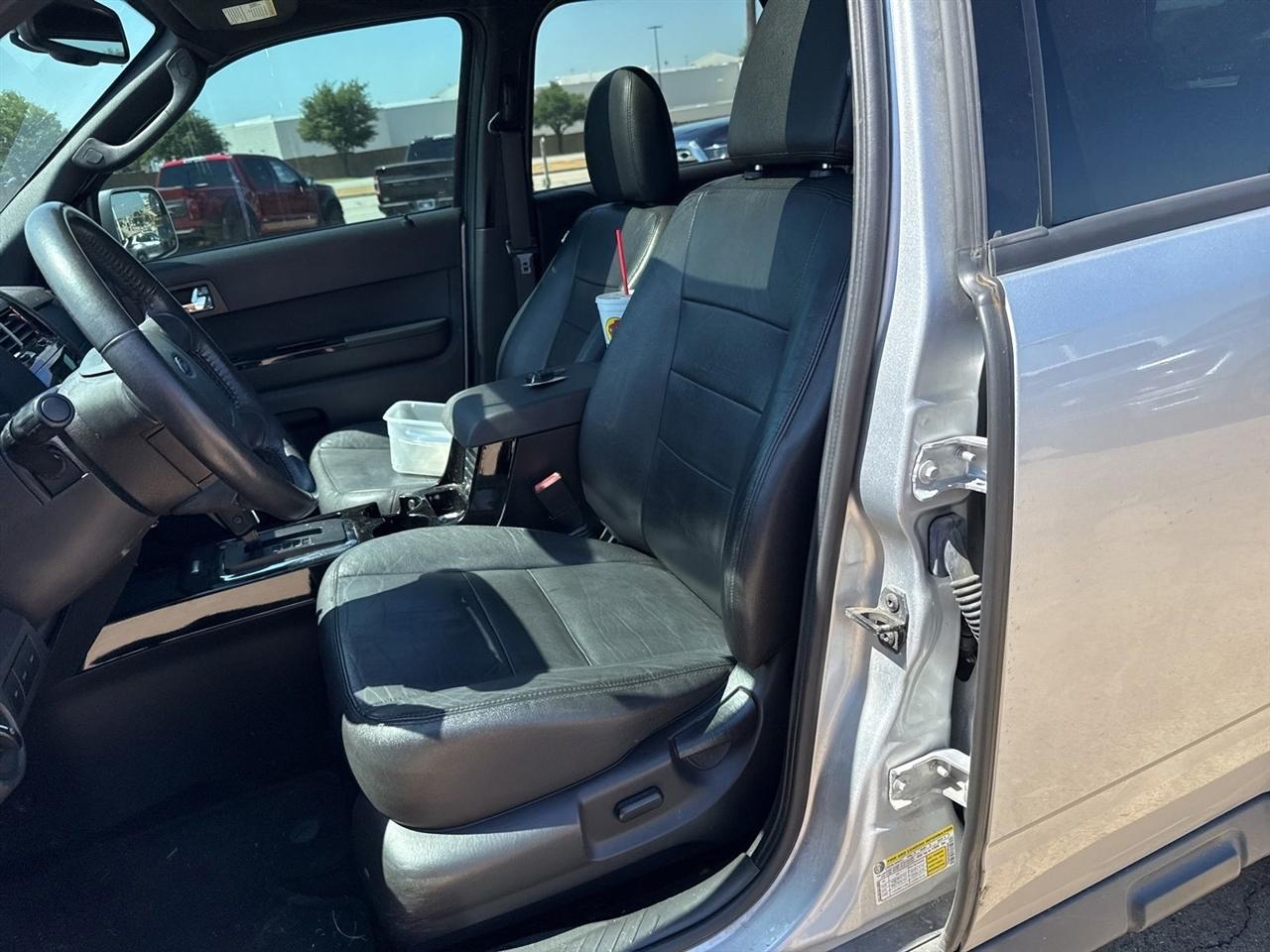 Ford Escape FWD 4dr Limited 2011