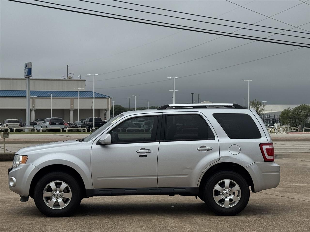 Ford Escape FWD 4dr Limited 2011