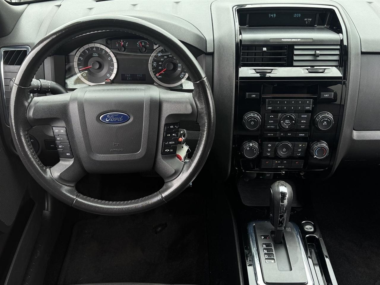 Ford Escape FWD 4dr Limited 2011