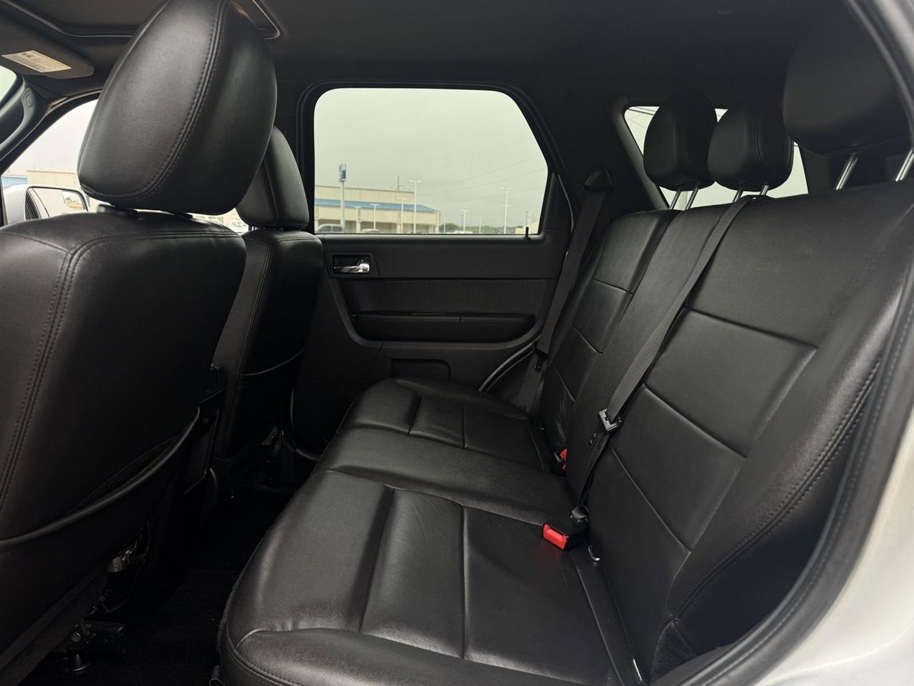 Ford Escape FWD 4dr Limited 2011