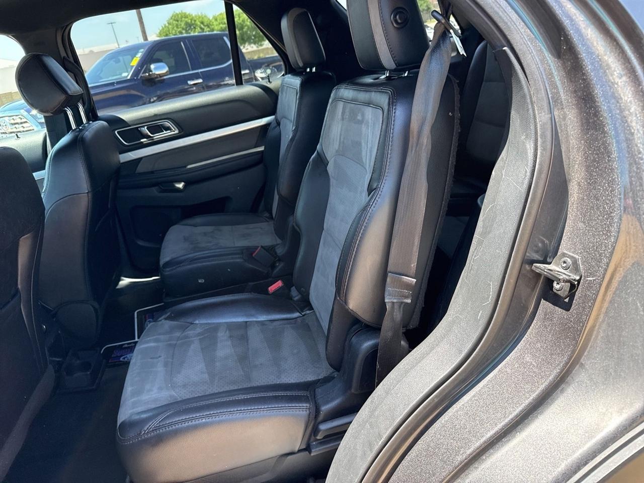 Ford Explorer XLT FWD 2017