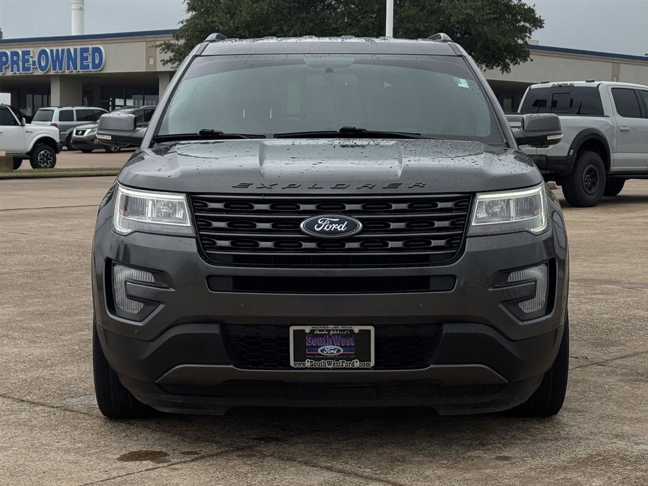 Ford Explorer XLT FWD 2017