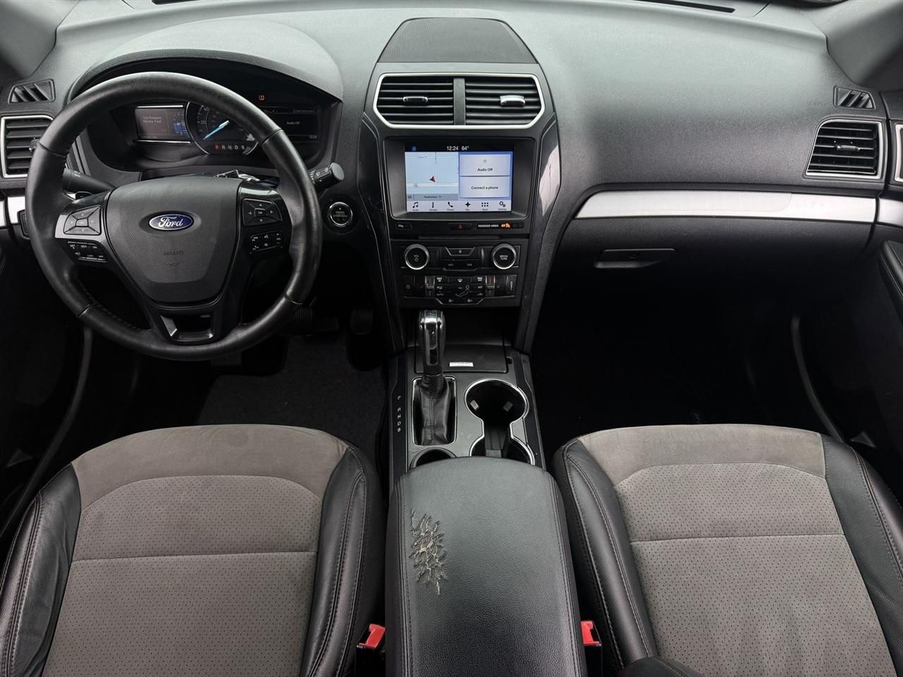Ford Explorer XLT FWD 2017