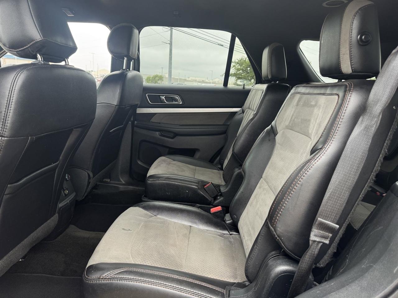 Ford Explorer XLT FWD 2017